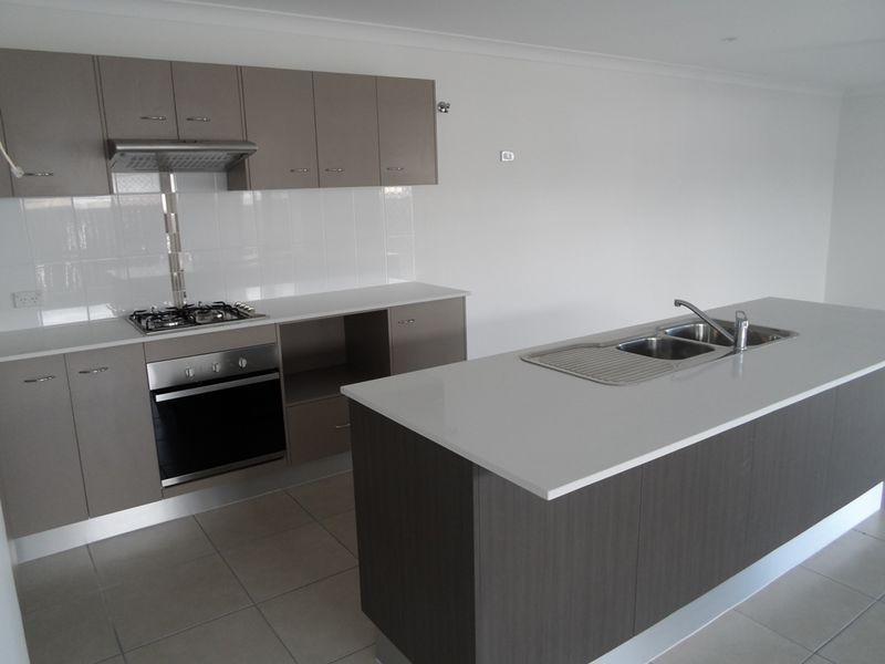 2/5 Westaway Crescent, Andergrove QLD 4740
