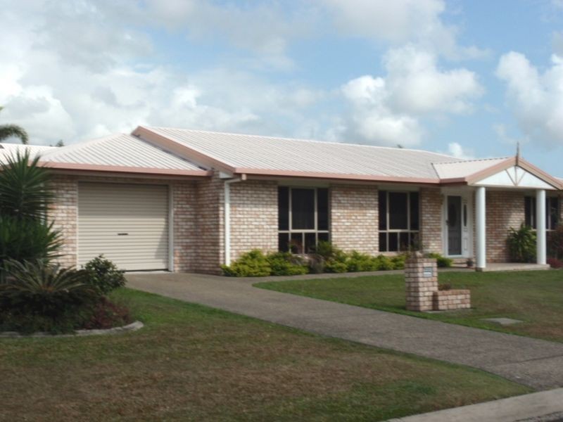 17 Broomdykes Drive, Beaconsfield QLD 4740