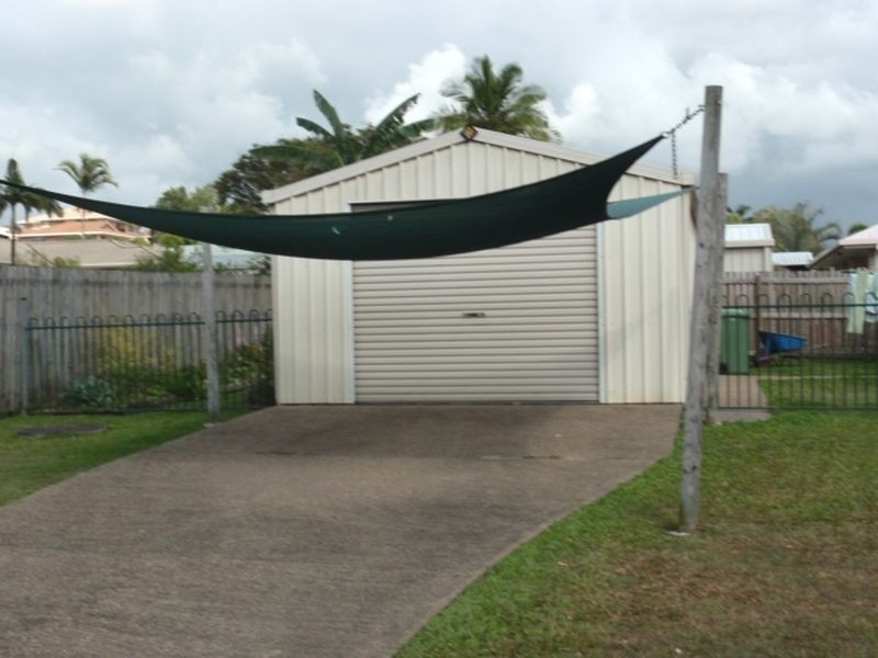 17 Broomdykes Drive, Beaconsfield QLD 4740