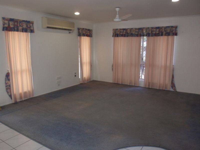 17 Broomdykes Drive, Beaconsfield QLD 4740