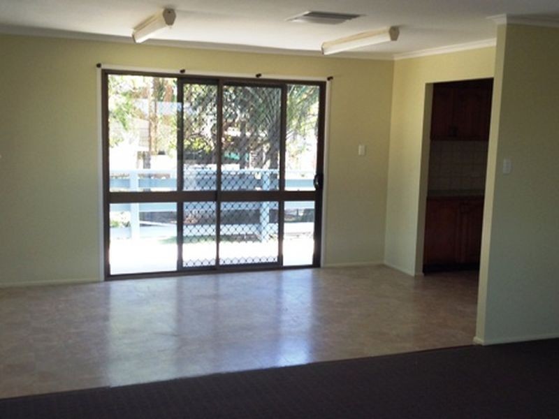 8 Ney street, Moranbah QLD 4744