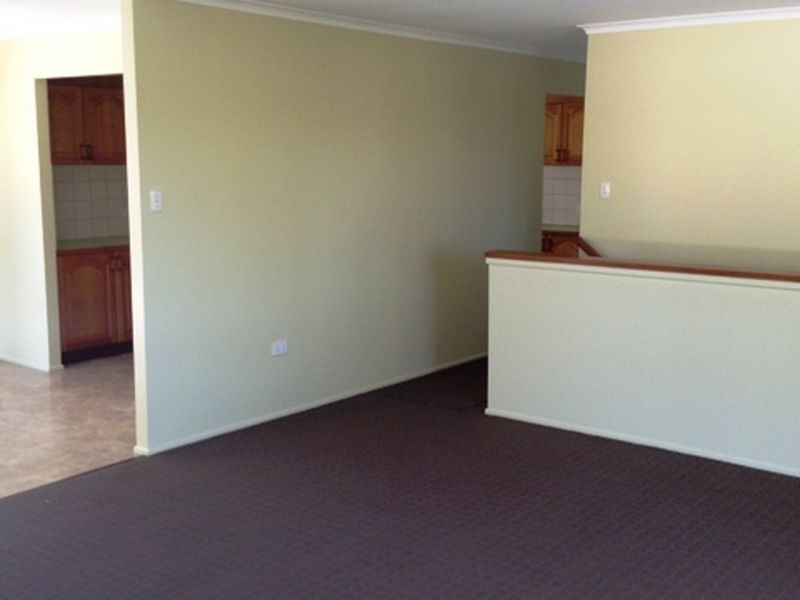8 Ney street, Moranbah QLD 4744