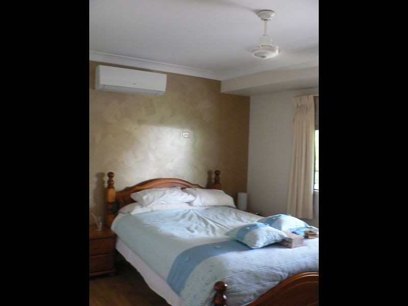 6 Jan court, Mount Pleasant QLD 4740