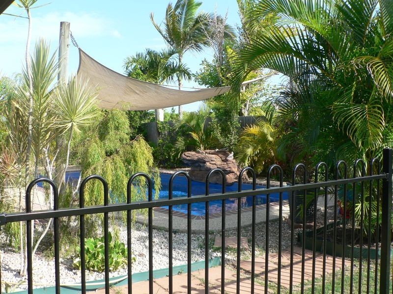 6 Jan court, Mount Pleasant QLD 4740