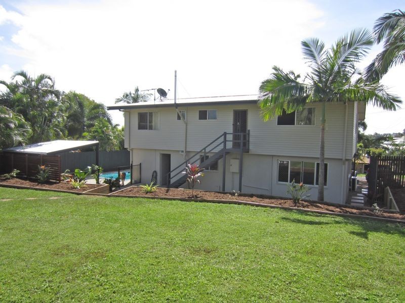 8 Gans court, Eimeo QLD 4740