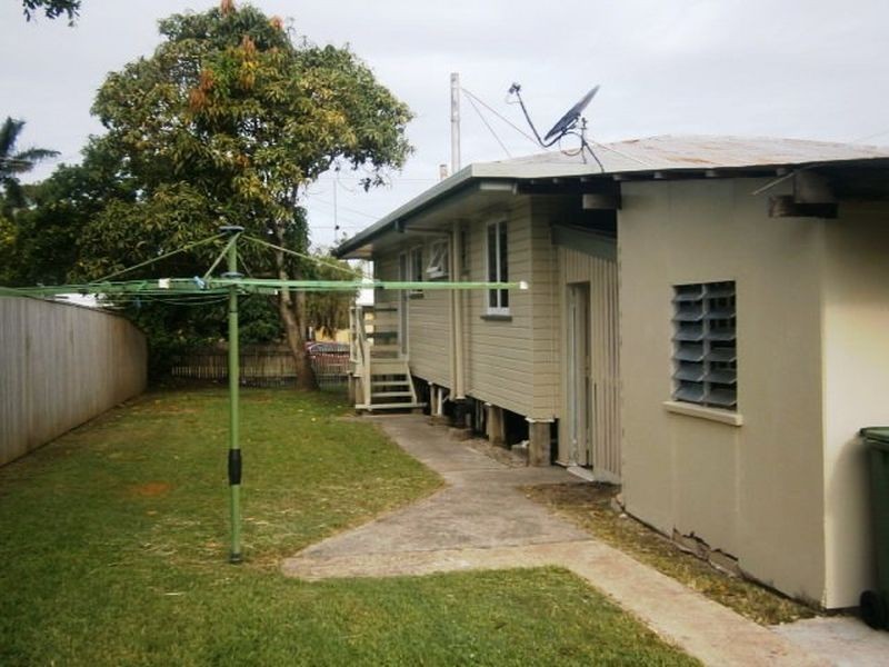 33 Burgess Street, North Mackay QLD 4740