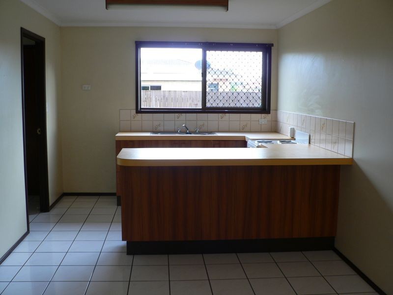 2/37 Peel Street, Mackay QLD 4740