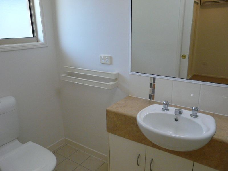 21 Kinghorn Street, Eimeo QLD 4740