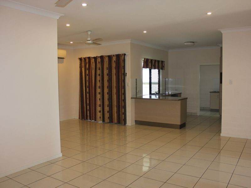 10 Shanks street, Bucasia QLD 4750