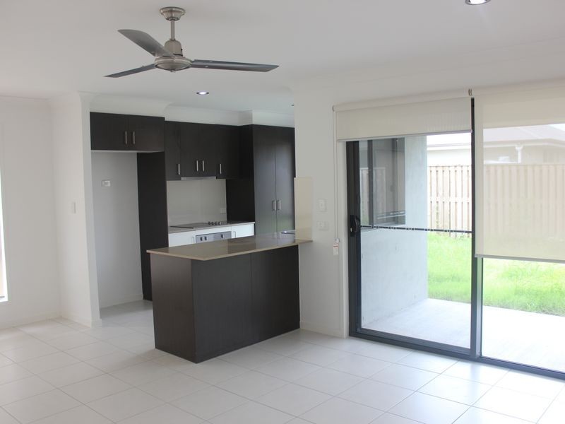 87 Scarborough Circuit, Blacks Beach QLD 4740