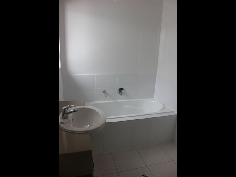 87 Scarborough Circuit, Blacks Beach QLD 4740