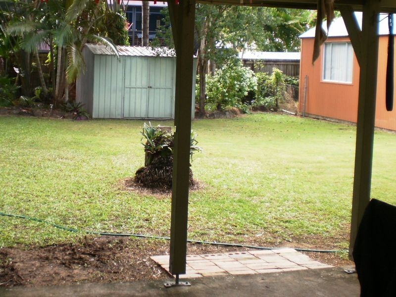 3 Brampton Avenue, Bucasia QLD 4750