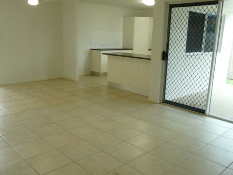 4 Helmsman Drive Royal Sands Est, Shoal Point QLD 4750
