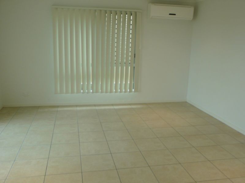 4 Helmsman Drive Royal Sands Est, Shoal Point QLD 4750