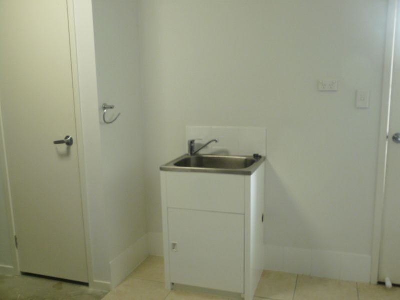 4 Helmsman Drive Royal Sands Est, Shoal Point QLD 4750