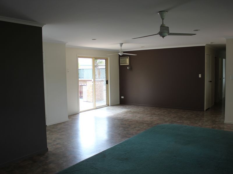 4 John Oxley Avenue, Rural View QLD 4740