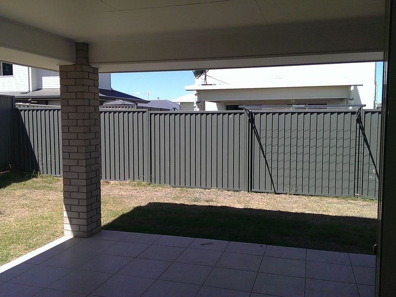 3 Raven Crescent, Moranbah QLD 4744