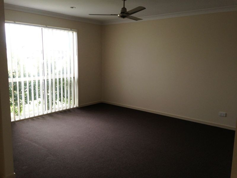 6 Halifax Place, Bucasia QLD 4750