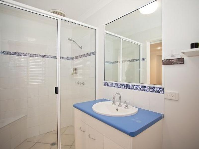 20 Beachside Place, Shoal Point QLD 4750