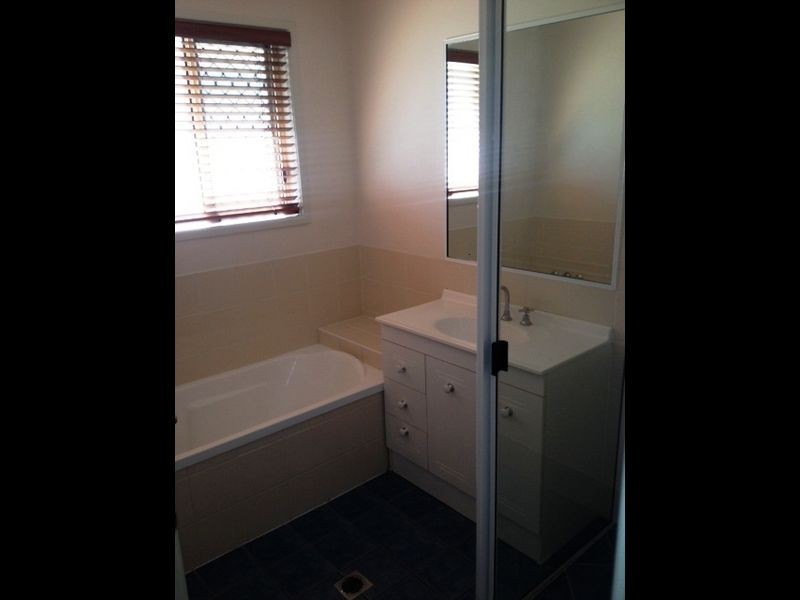 44 Yeates Street, Moranbah QLD 4744
