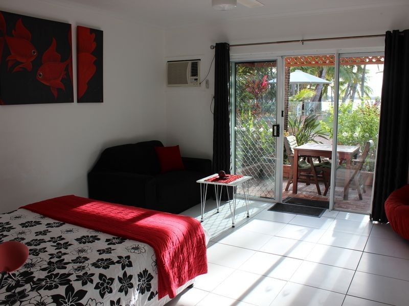 120/6 Beach Road, Dolphin Heads QLD 4740