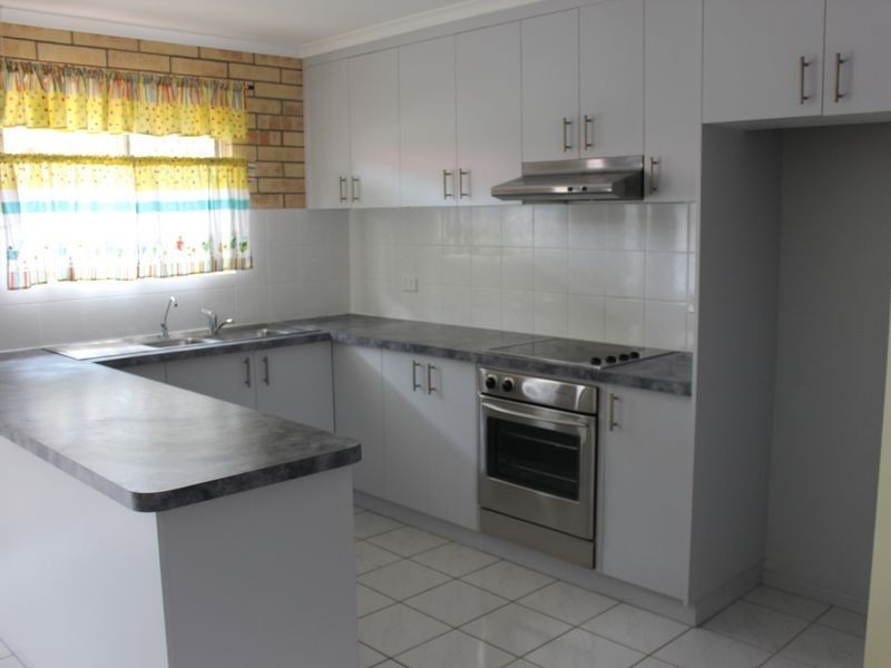 1/16 Lorraine Court, Andergrove QLD 4740