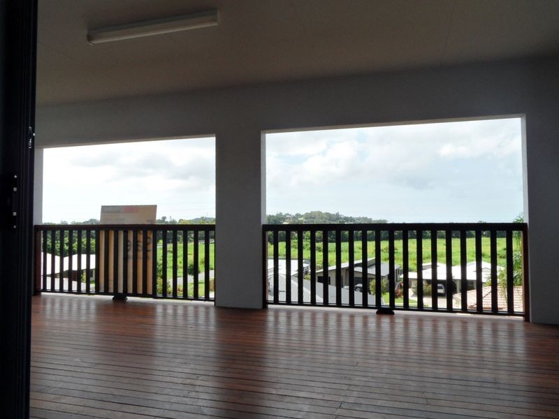 71 Cinnamon Drive, Glenella QLD 4740