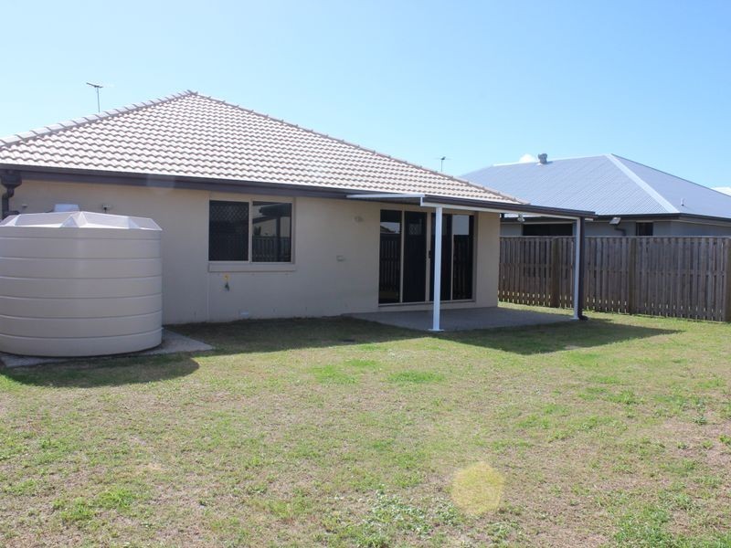 53 Schooner Avenue, Bucasia QLD 4750