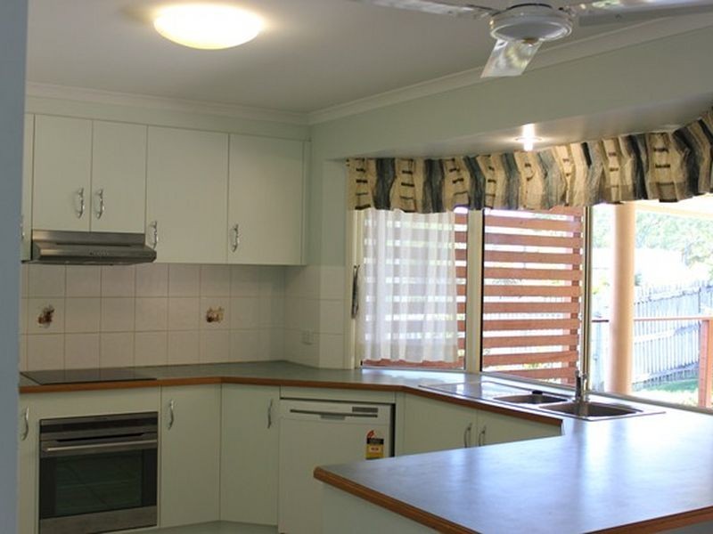96 Slater Avenue, Blacks Beach QLD 4740