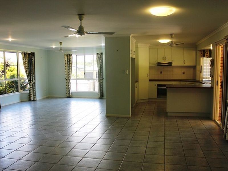 96 Slater Avenue, Blacks Beach QLD 4740