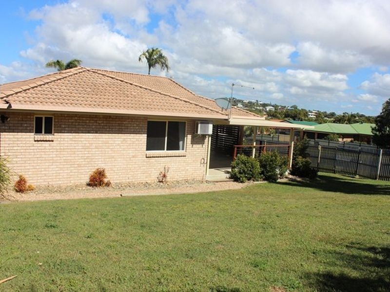 96 Slater Avenue, Blacks Beach QLD 4740