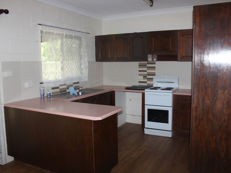 12 Osprey Close, Slade Point QLD 4740
