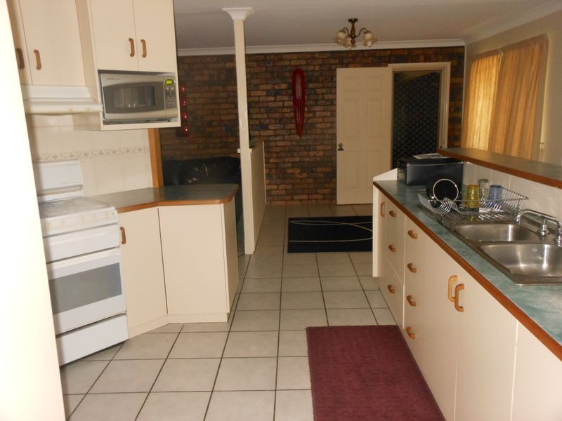 22 Bankswood Avenue, Beaconsfield QLD 4740