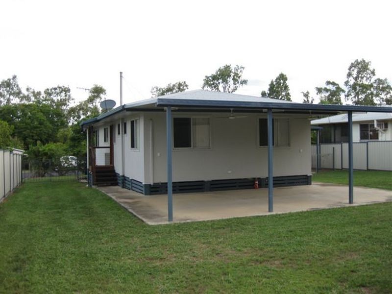 14 Burke Street, Moranbah QLD 4744