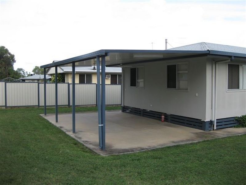 14 Burke Street, Moranbah QLD 4744