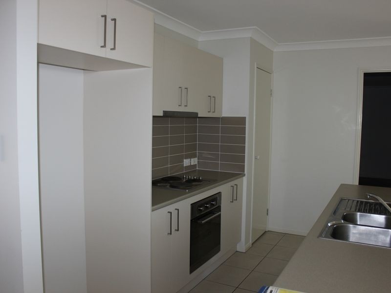45 Dobinson Street, Bucasia QLD 4750