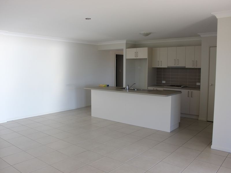 45 Dobinson Street, Bucasia QLD 4750