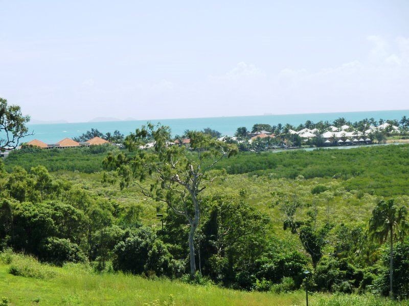 23 Coral Ridge Drive, Eimeo QLD 4740