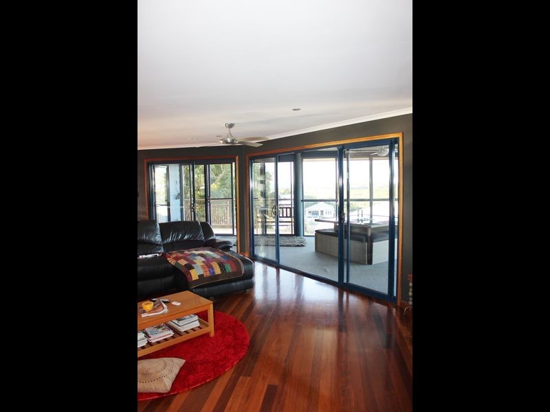23 Coral Ridge Drive, Eimeo QLD 4740
