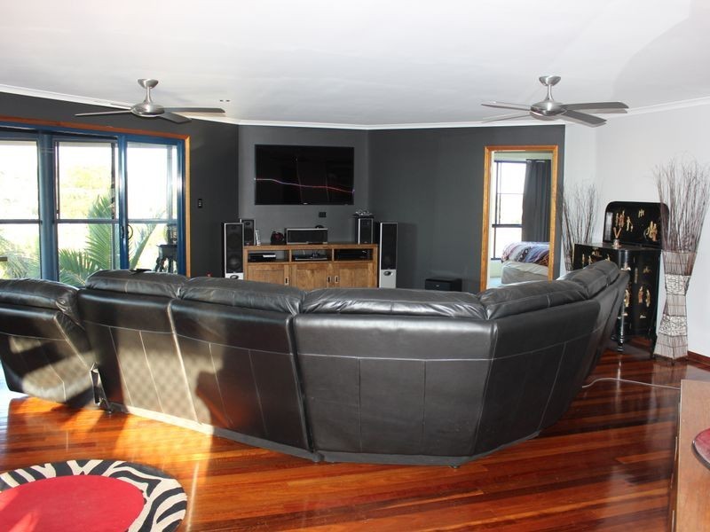 23 Coral Ridge Drive, Eimeo QLD 4740