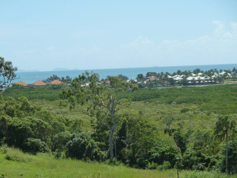 23 Coral Ridge Drive, Eimeo QLD 4740