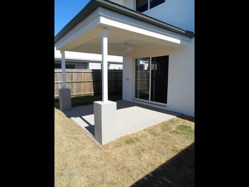 2/10 Somerset Close, Andergrove QLD 4740