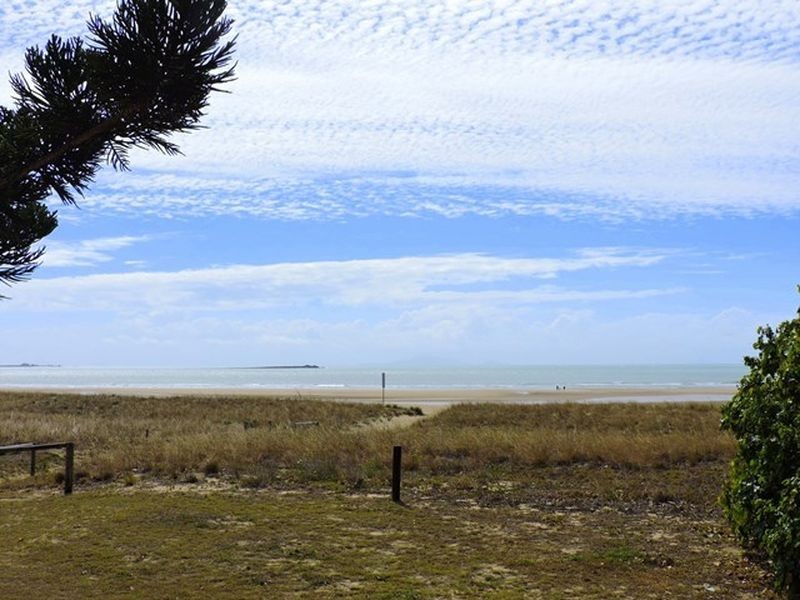 34 Elizabeth Drive, Bucasia QLD 4750