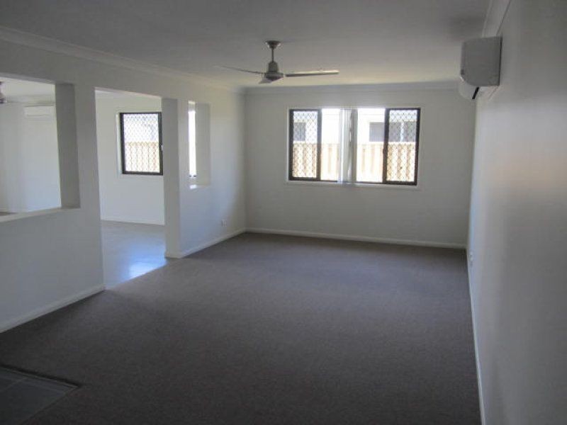 165 Whitehaven Drive, Blacks Beach QLD 4740