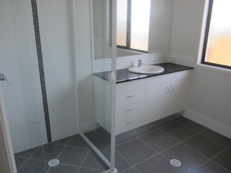 165 Whitehaven Drive, Blacks Beach QLD 4740