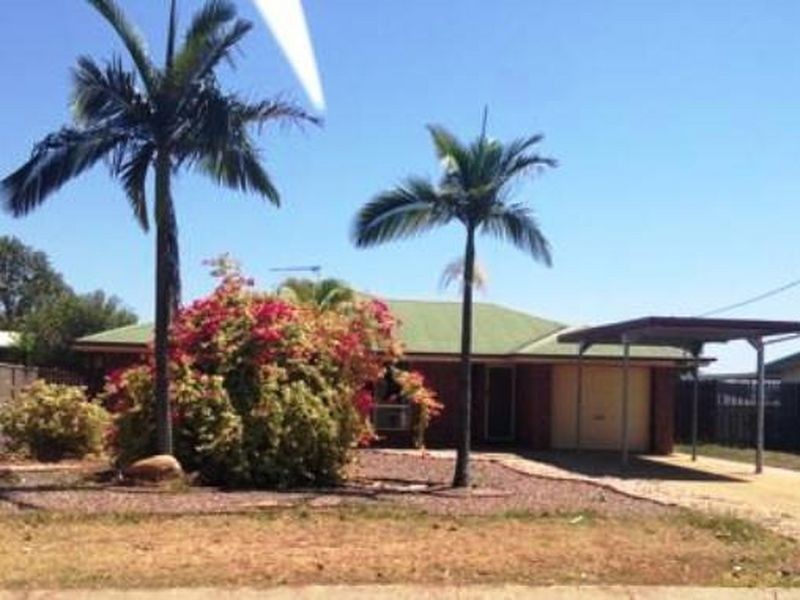 5 Maitland Street, Moranbah QLD 4744