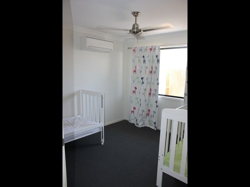 9 Majesty Street, Rural View QLD 4740