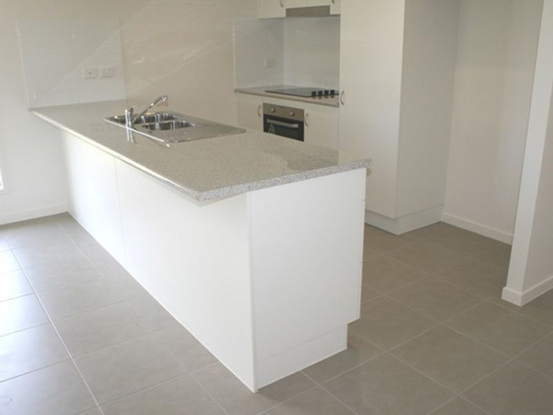 24 Joseph Court, Glenella QLD 4740