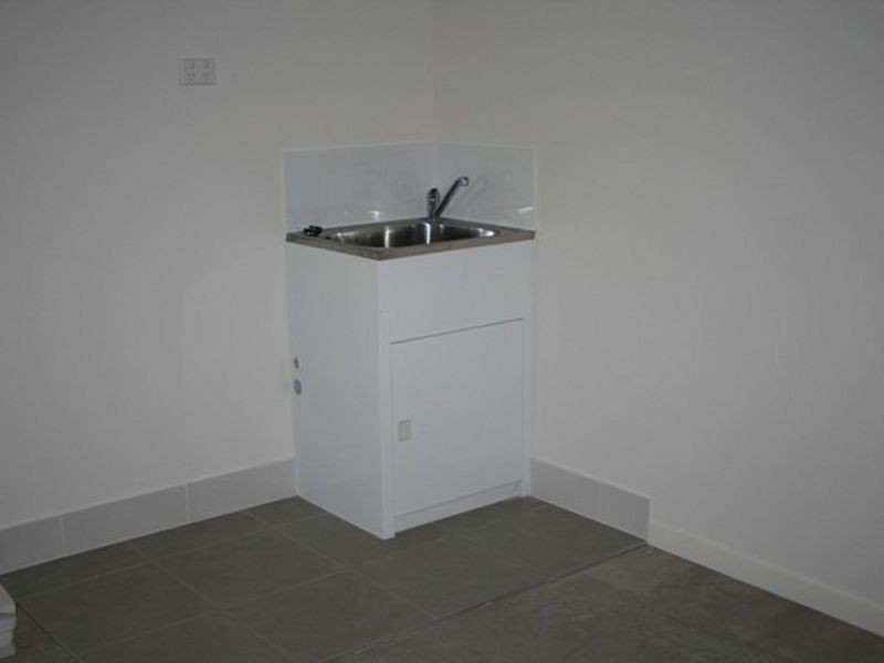 24 Joseph Court, Glenella QLD 4740