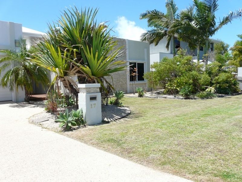 17 Corella Way, Blacks Beach QLD 4740